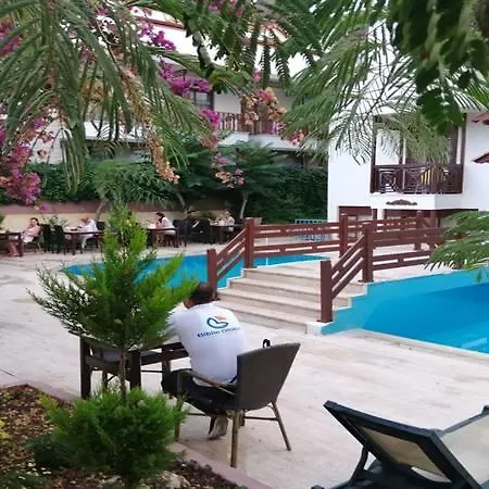 Agon Hotel 3*